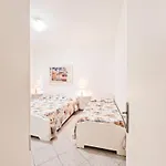 Casa Lucia Marina Di Campo * Pila (Livorno)