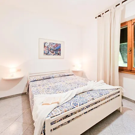 Casa Lucia Marina Di Campo Apartment *