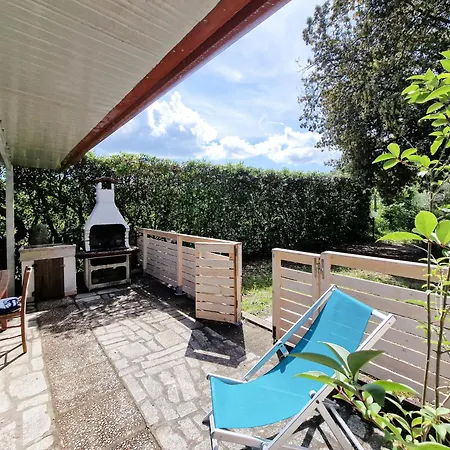 Casa Lucia Marina Di Campo アパート Pila
