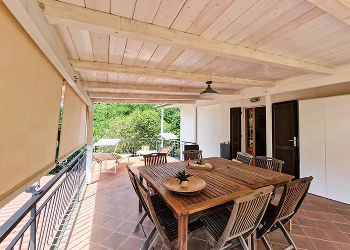 Casa Lucia Marina Di Campo Lägenhet